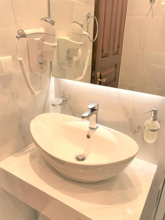 Amaryllis Luxury Rooms Platamonas Buitenkant foto